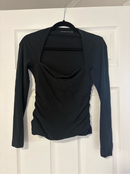 Abercrombie & Fitch Tops - Abercrombie & Fitch Black Long-Sleeve Ruched Square-Neck Top